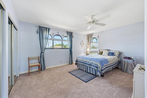 Tiny photo for 370 SE 13th Avenue, Pompano Beach, FL 33060 (MLS # B26047585)