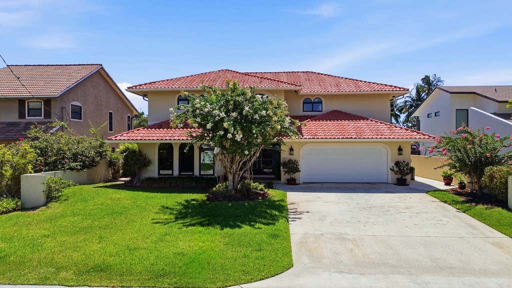 Photo of 370 SE 13th Avenue, Pompano Beach, FL 33060 (MLS # B26047585)