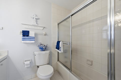 Tiny photo for 370 SE 13th Avenue, Pompano Beach, FL 33060 (MLS # B26047585)