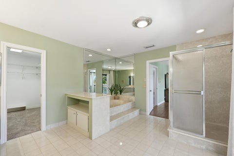 Tiny photo for 370 SE 13th Avenue, Pompano Beach, FL 33060 (MLS # B26047585)