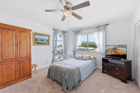 Tiny photo for 370 SE 13th Avenue, Pompano Beach, FL 33060 (MLS # B26047585)