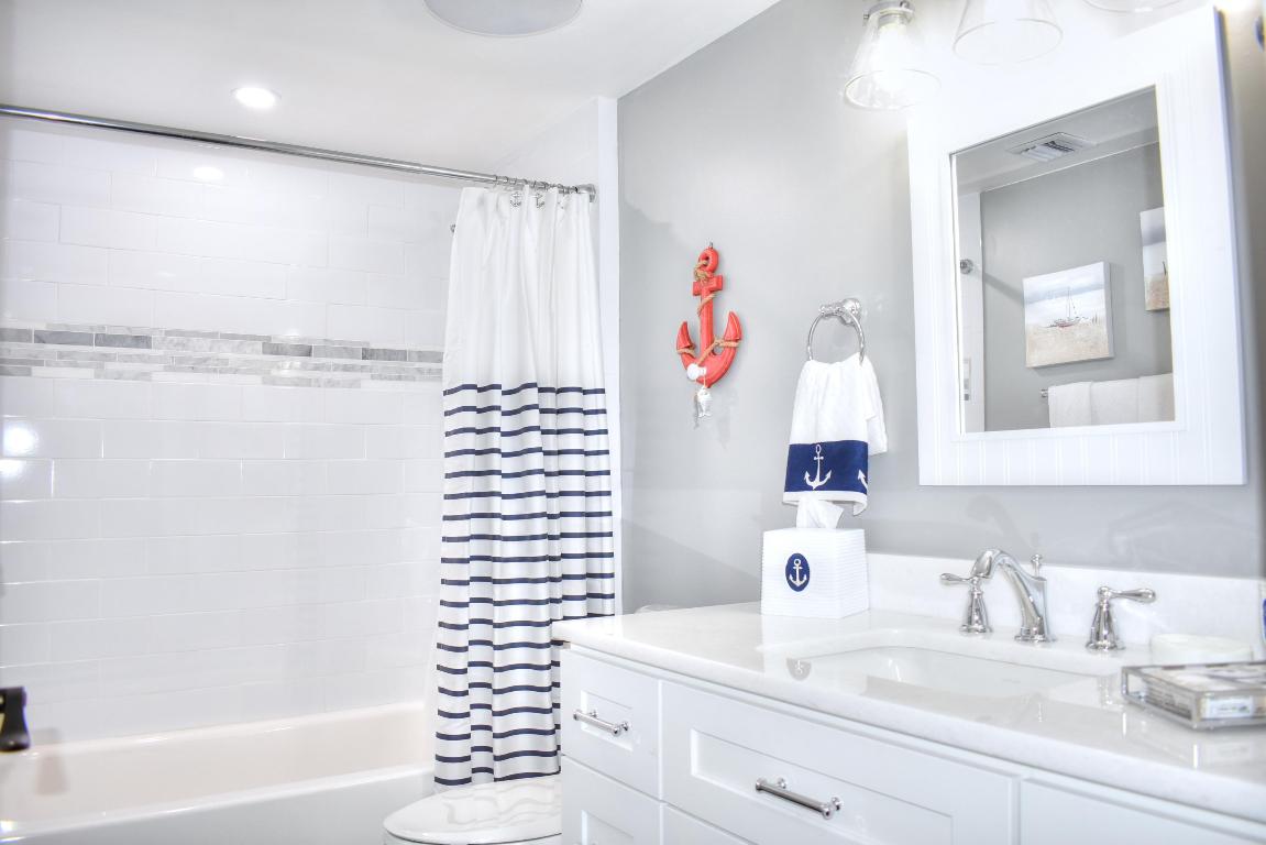 MARINA AT THE BLUFFS CONDO - Residential Lease