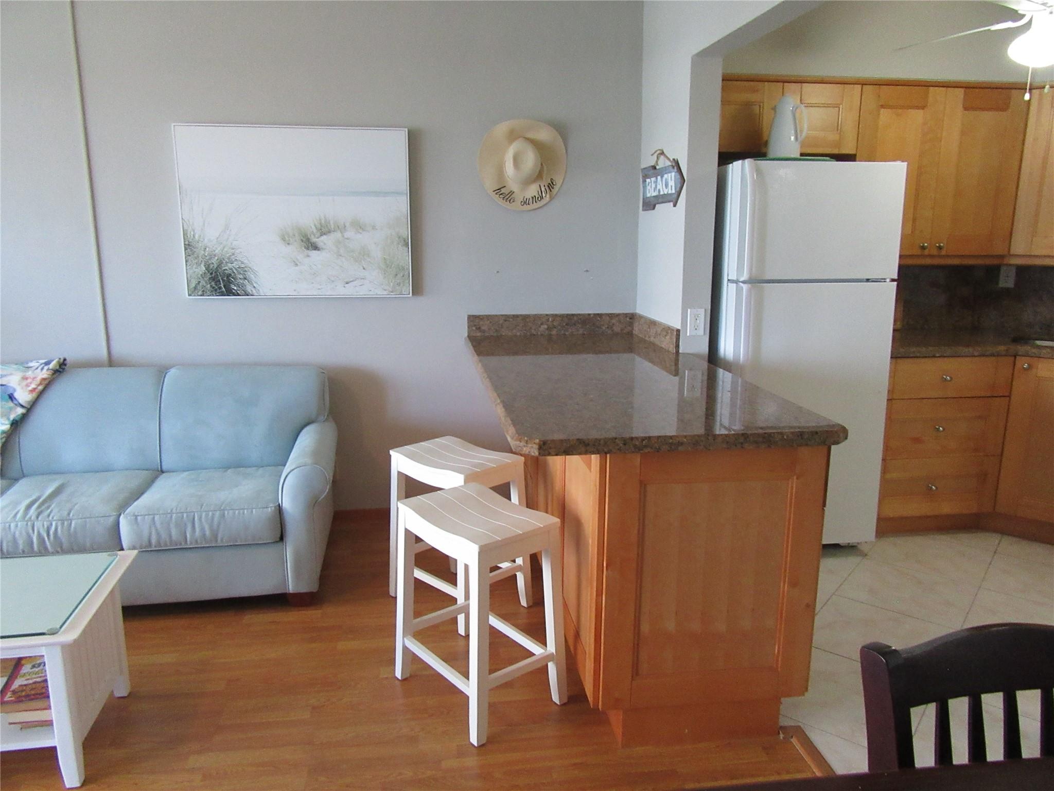 4050 N Ocean Dr 402