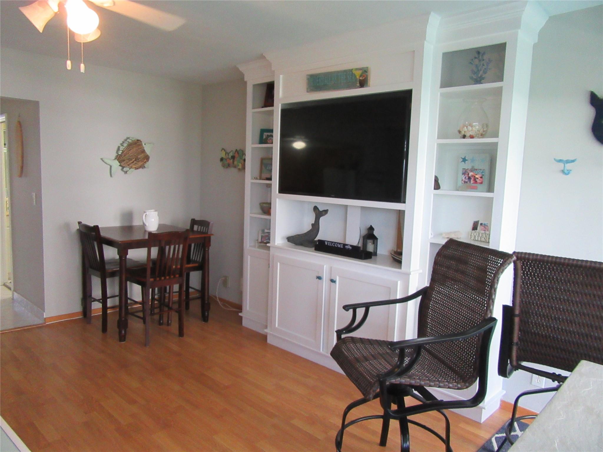 4050 N Ocean Dr 402