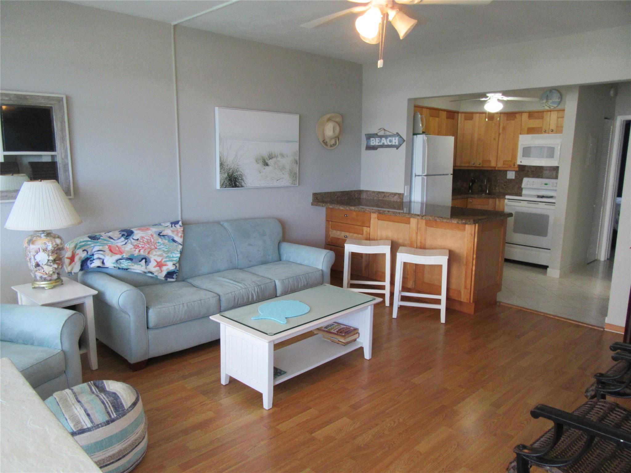 4050 N Ocean Dr 402