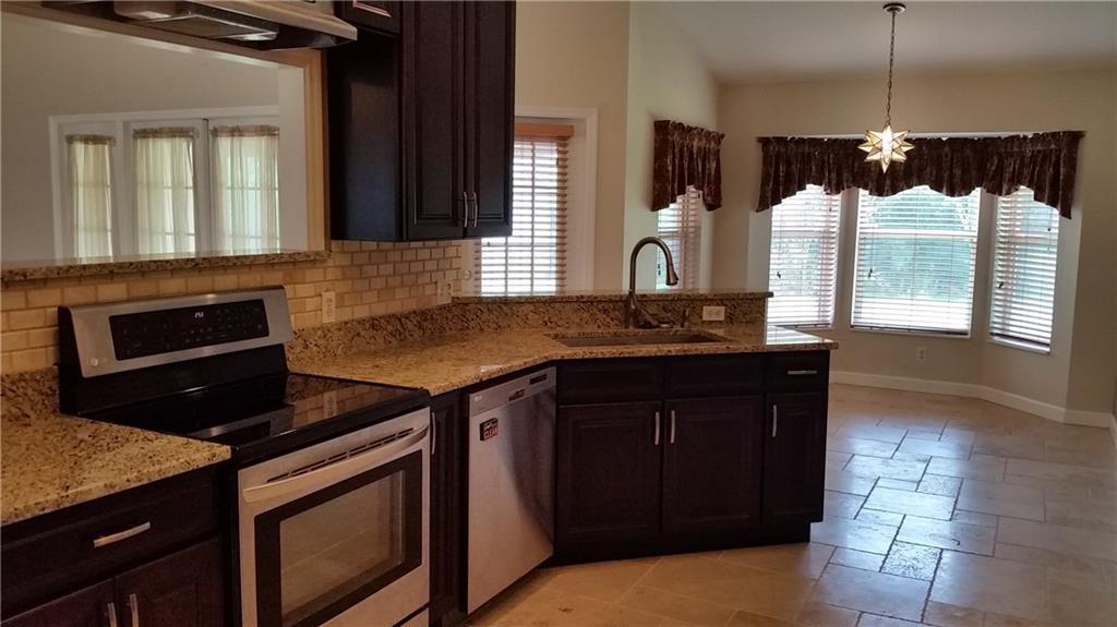 Holiday Pines - Residential Lease