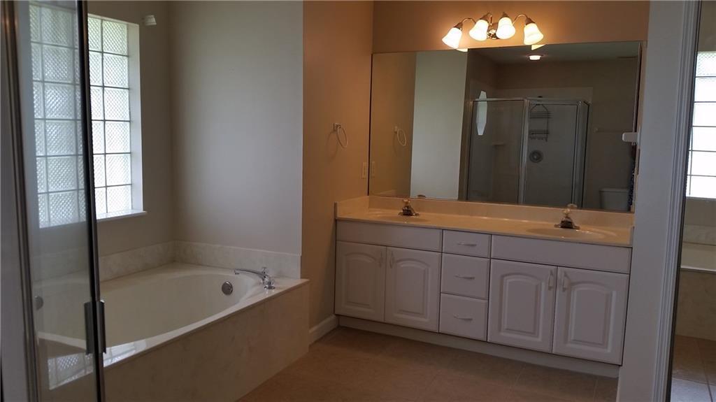 Holiday Pines - Residential Lease