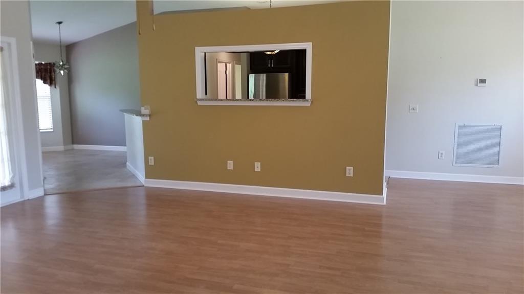 Holiday Pines - Residential Lease