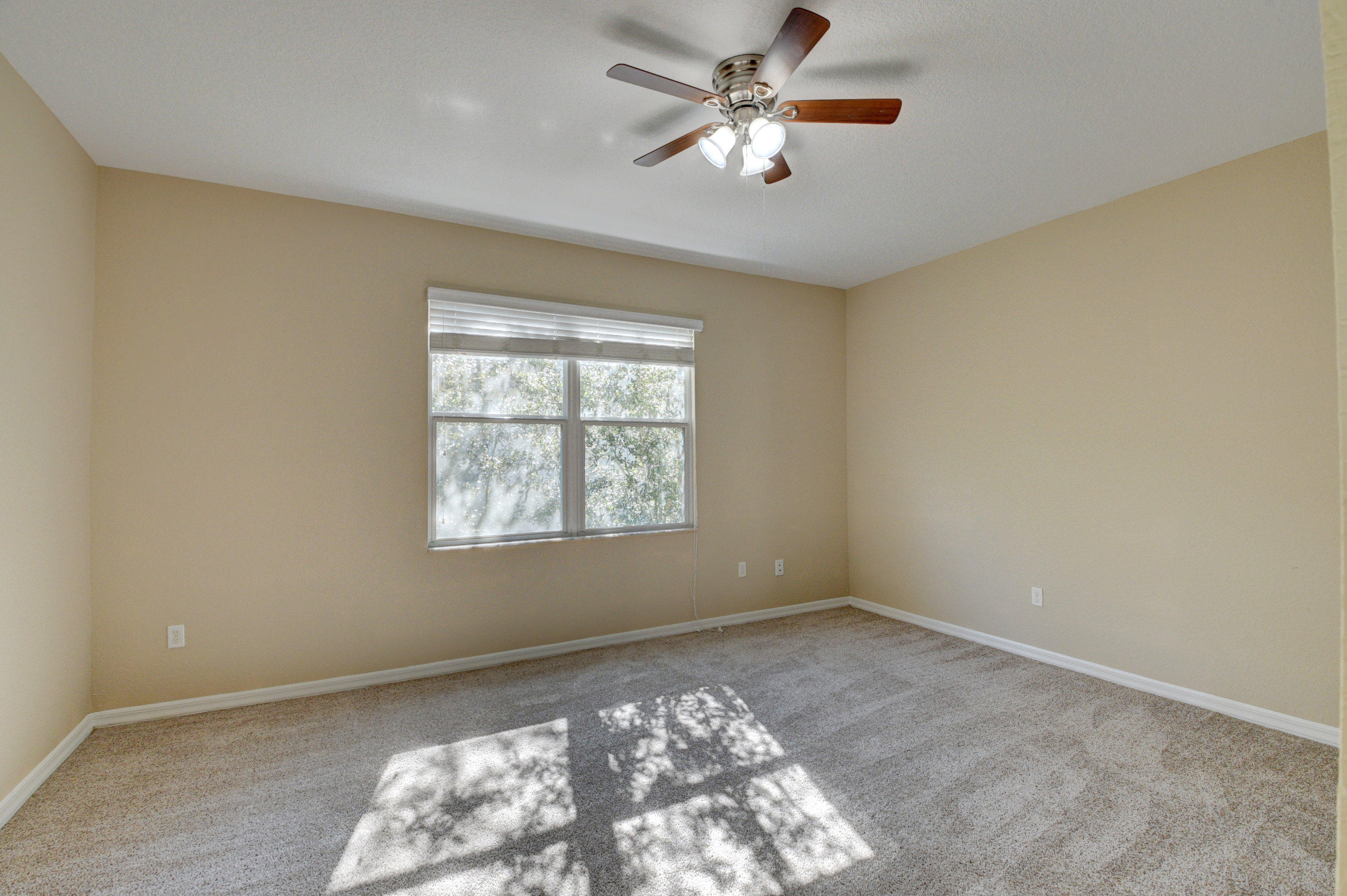 ST CHARLES LANDINGS - Residential Lease
