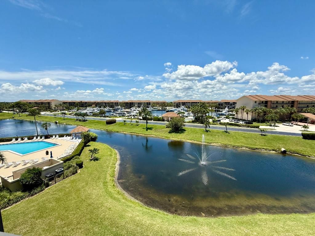 Photo of 601 Seafarer Circle #504, Jupiter, FL 33477 (MLS # R11111558)