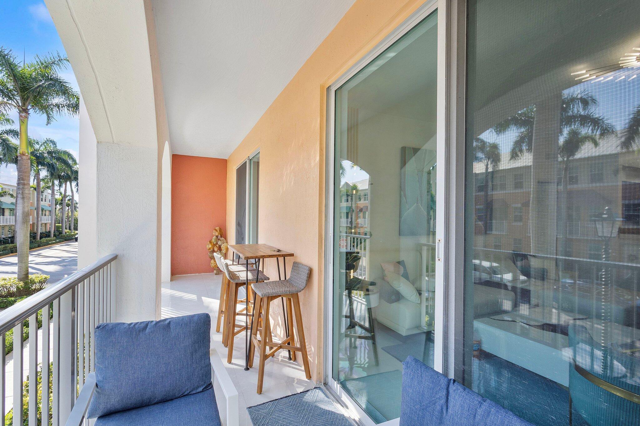 MOORINGS AT LANTANA CONDO - Residential Lease