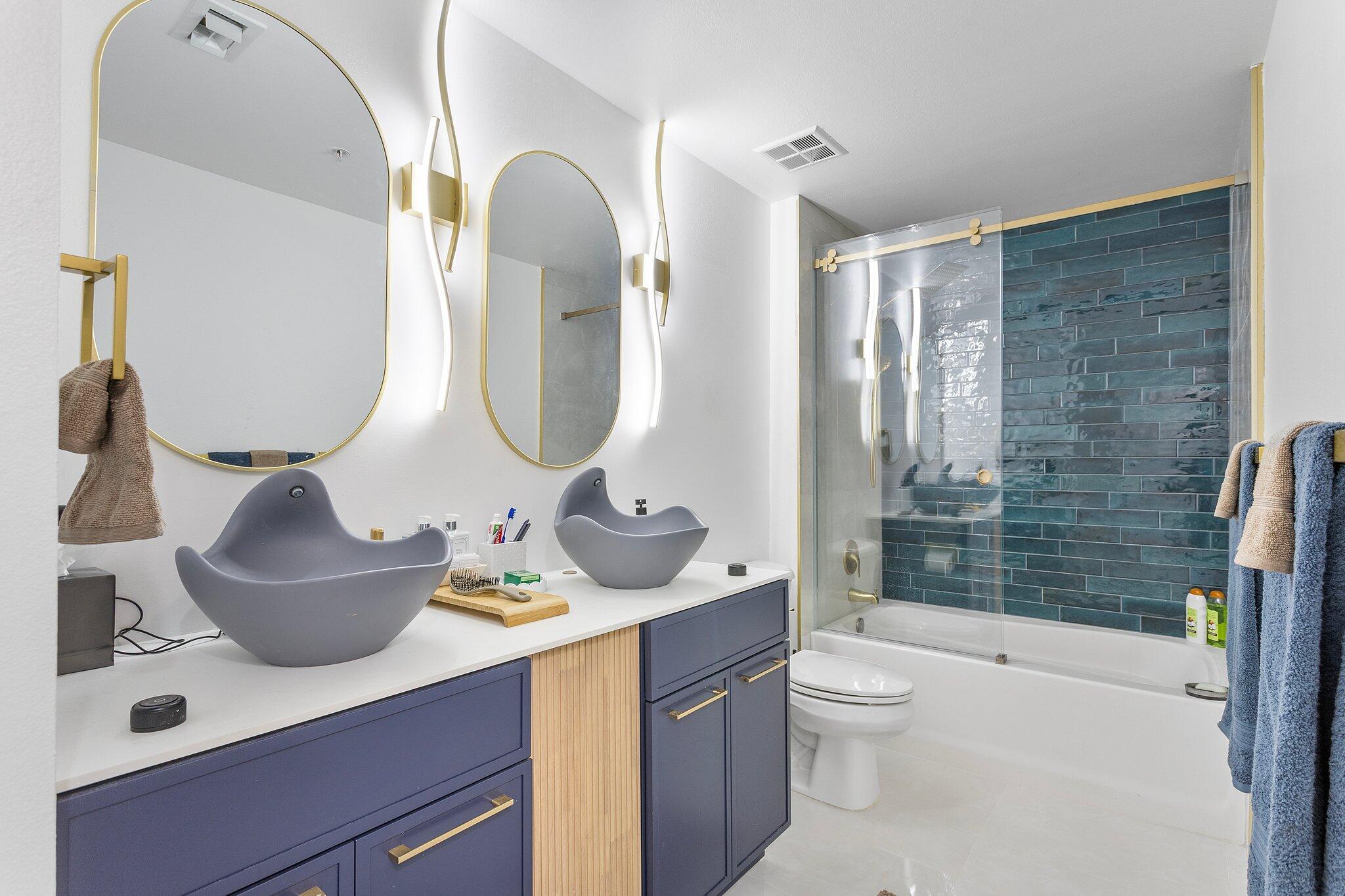 MOORINGS AT LANTANA CONDO - Residential Lease