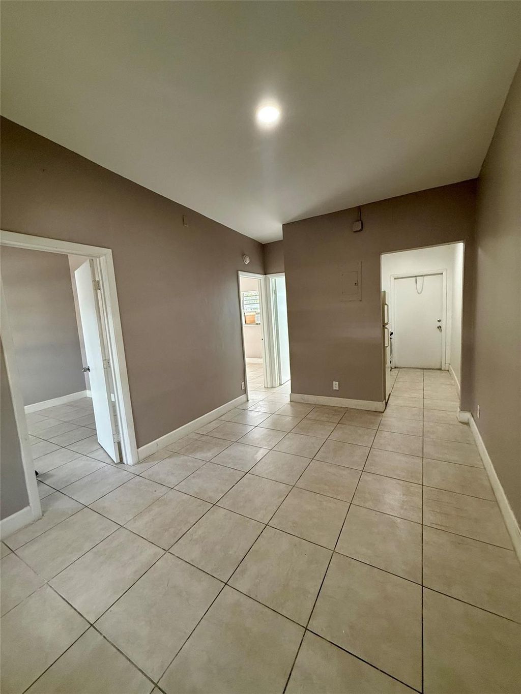 Photo of 424 NW 15th Terrace, Fort Lauderdale, FL 33311 (MLS # B26020823)