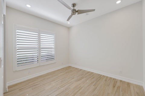 Tiny photo for 12100 Kalmar Circle S, Parkland, FL 33076 (MLS # B26048095)