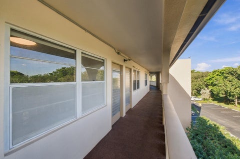 Tiny photo for 2305 LUCAYA Lane #E4, Coconut Creek, FL 33066 (MLS # B26085114)
