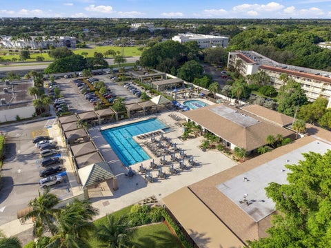 Tiny photo for 2305 LUCAYA Lane #E4, Coconut Creek, FL 33066 (MLS # B26085114)