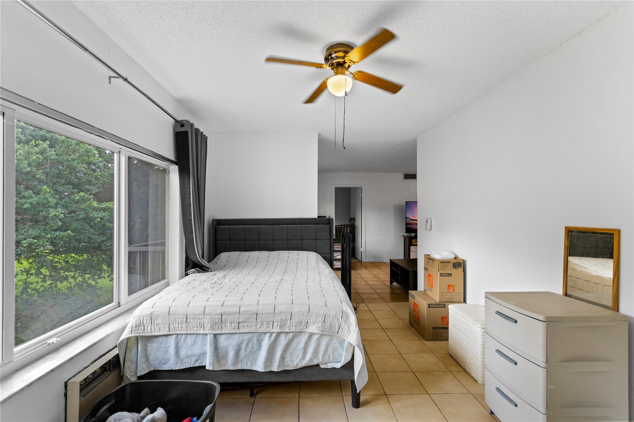 HOLLYBROOK - Residential