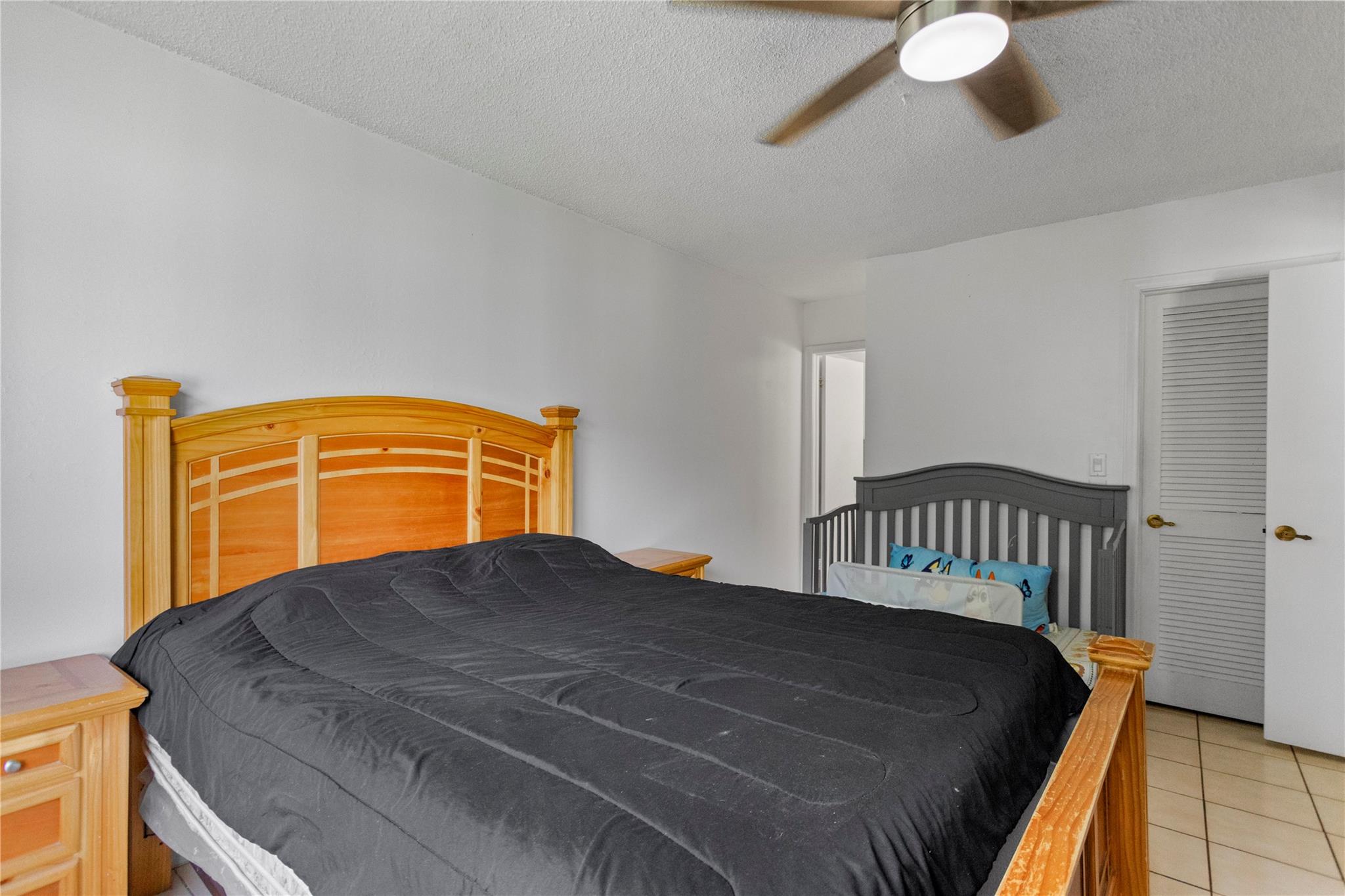 HOLLYBROOK - Residential