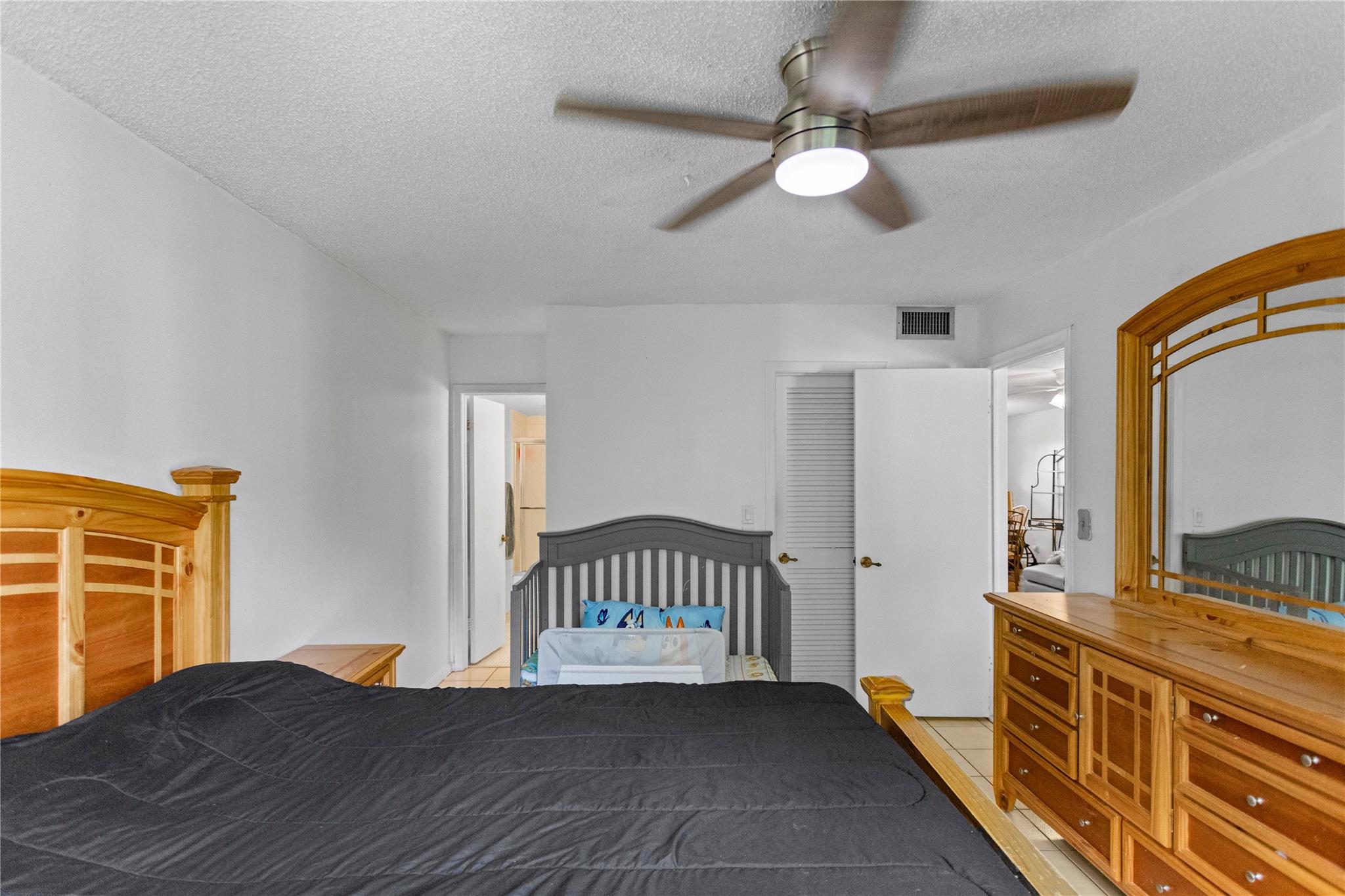 HOLLYBROOK - Residential