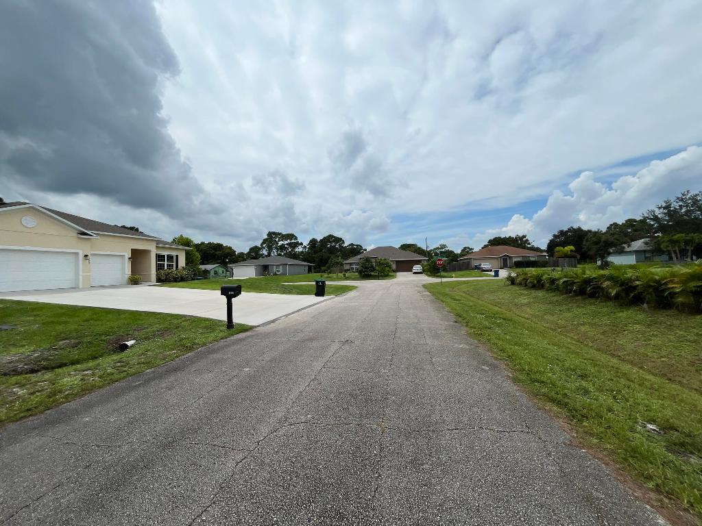 PORT MALABAR UNIT 16 - Land