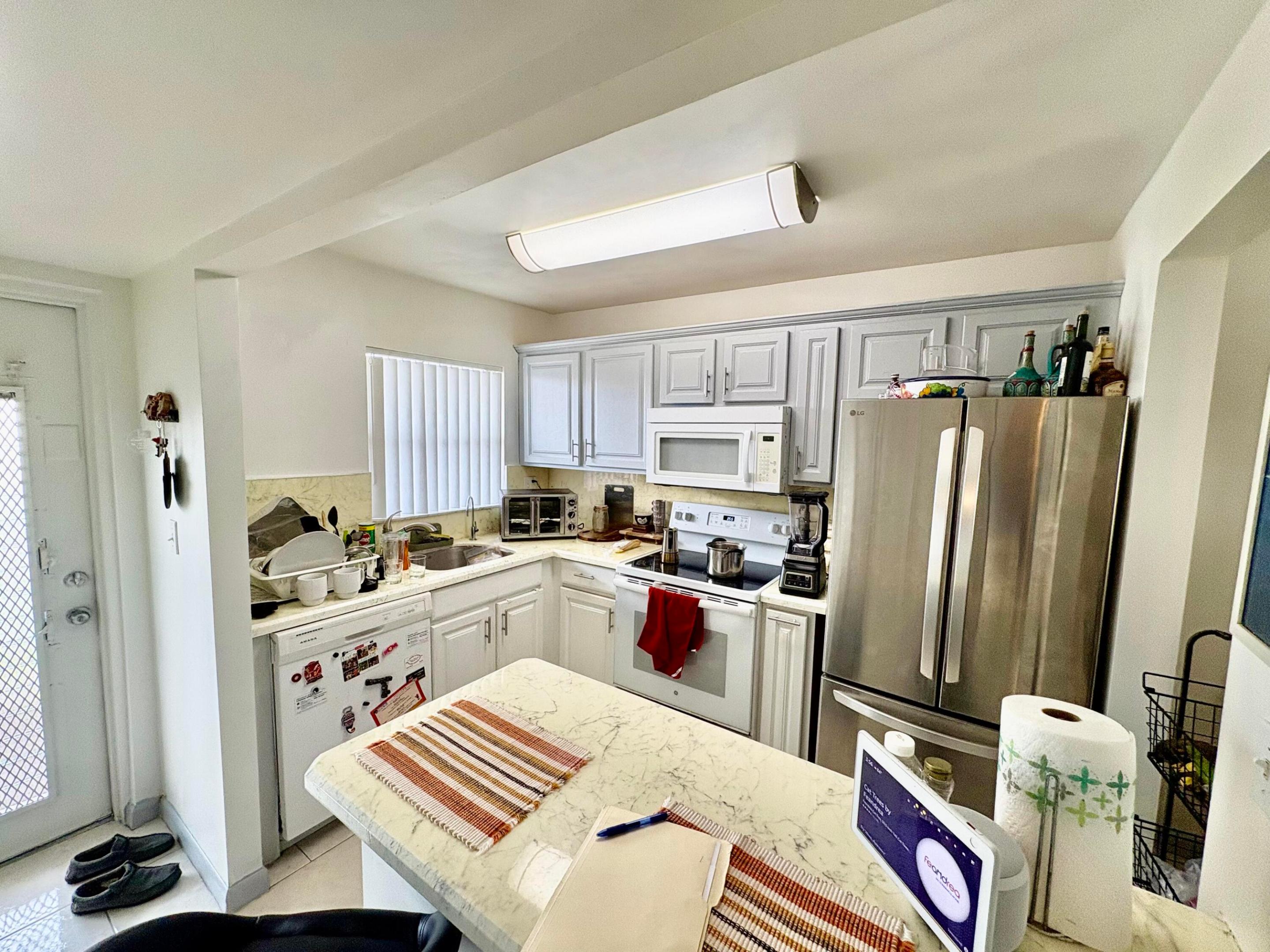 SUNRISE LAKES 97 CONDO - Residential