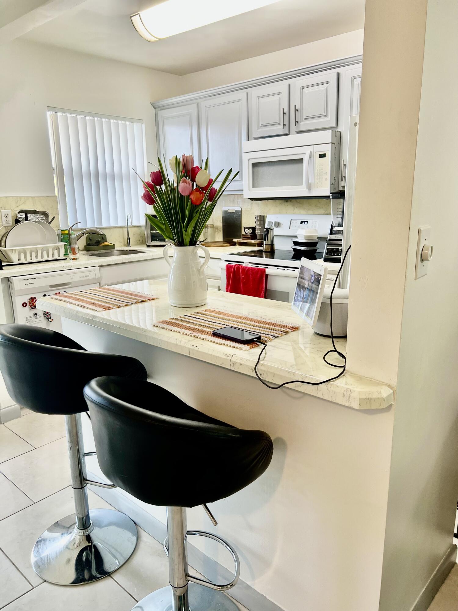 SUNRISE LAKES 97 CONDO - Residential