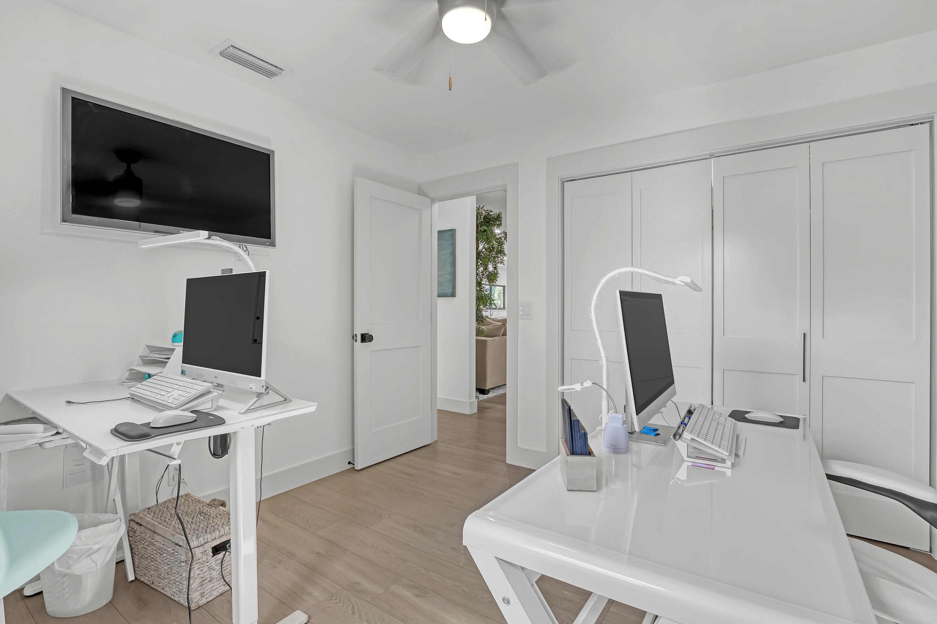 SQUARE LAKE SCHOOL - Residential Lease