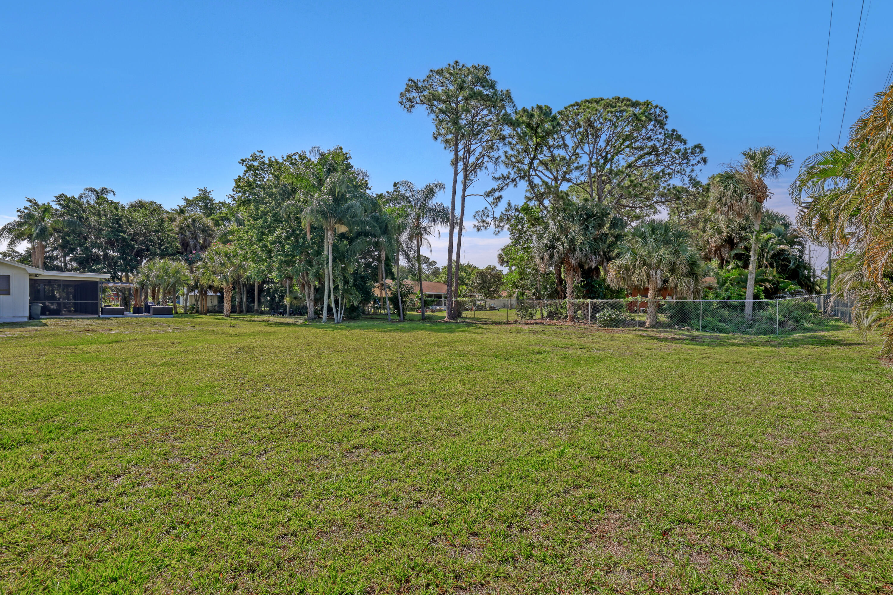 SQUARE LAKE SCHOOL - Residential Lease