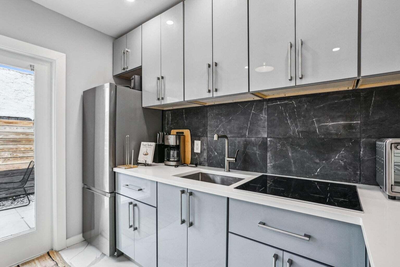 DELRAY TOWN OF - Residential Lease