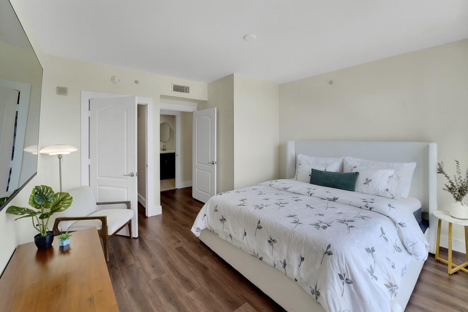 Waverly At Las Olas Condo - Residential Lease