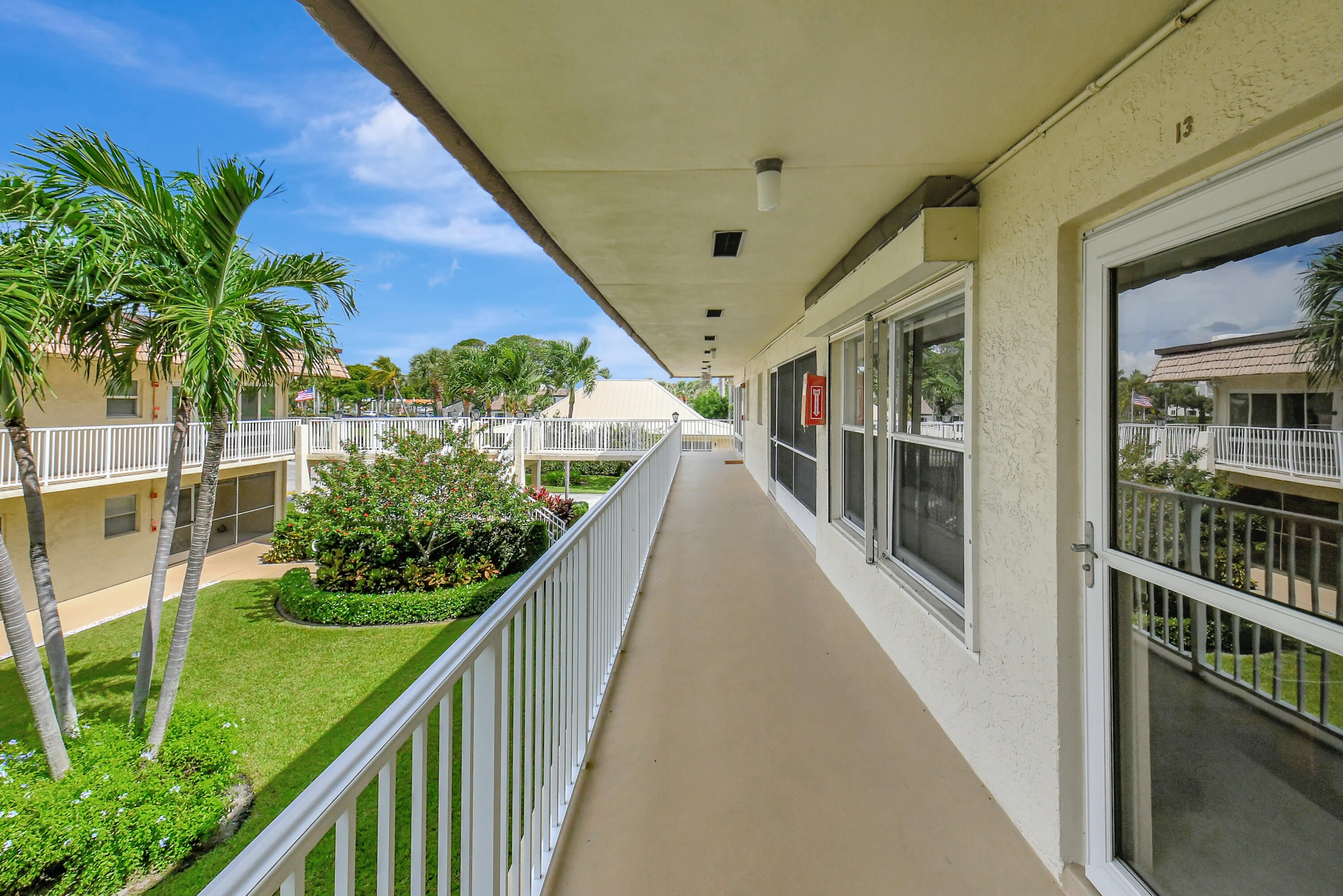 632 SNUG HARBOR Drive D13