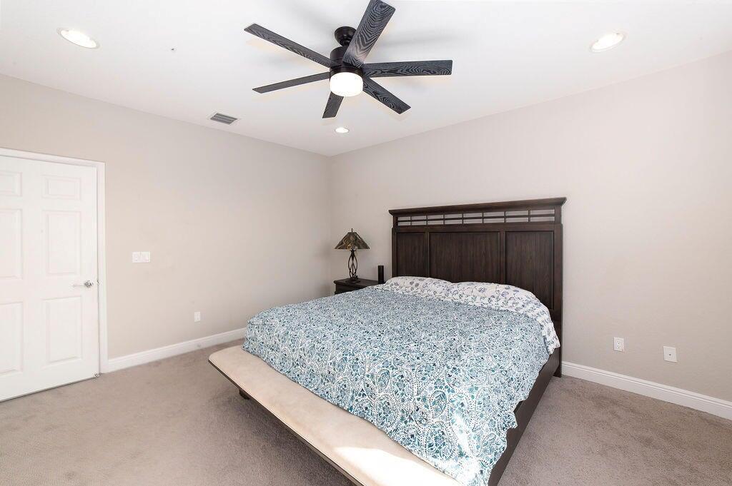 VIZCAYA FALLS PLAT 2 - Residential Lease