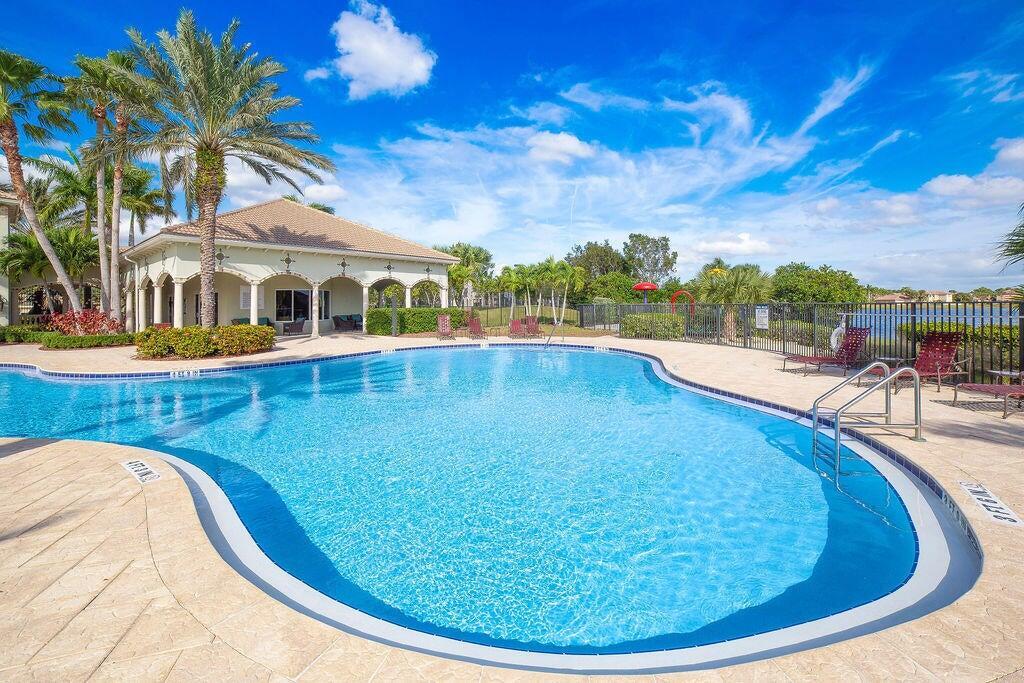 VIZCAYA FALLS PLAT 2 - Residential Lease