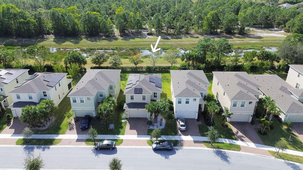 VIZCAYA FALLS PLAT 2 - Residential Lease