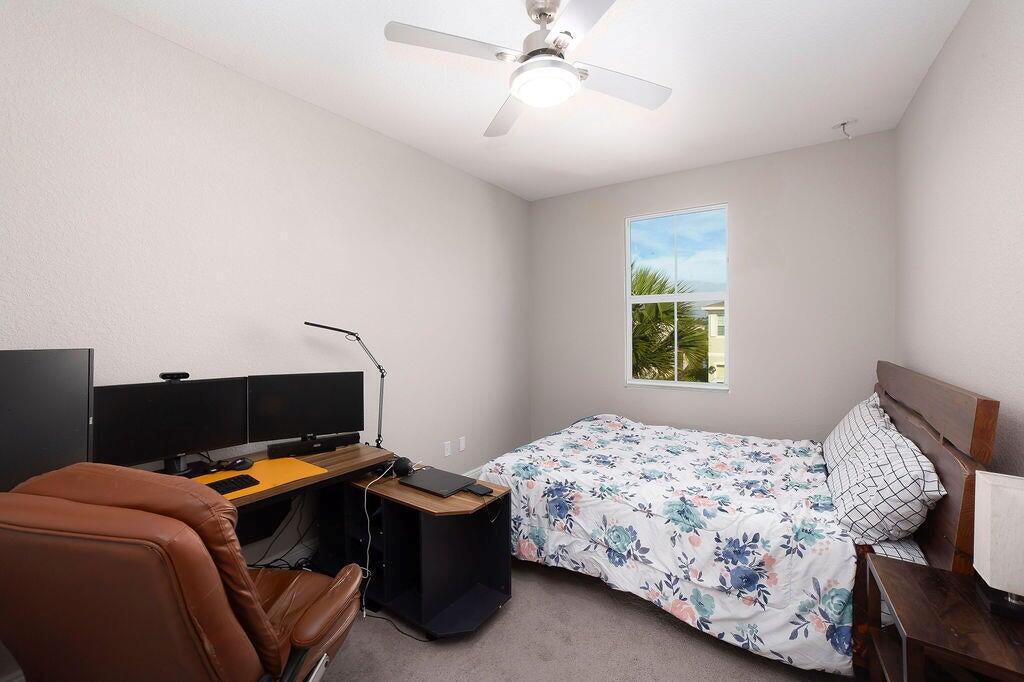 VIZCAYA FALLS PLAT 2 - Residential Lease