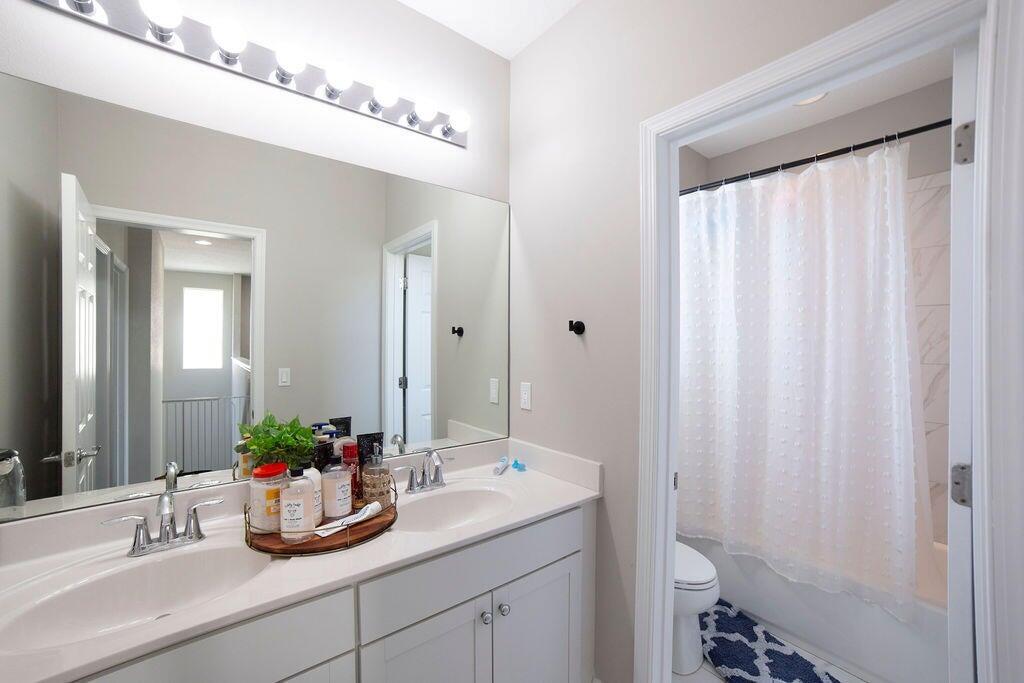 VIZCAYA FALLS PLAT 2 - Residential Lease