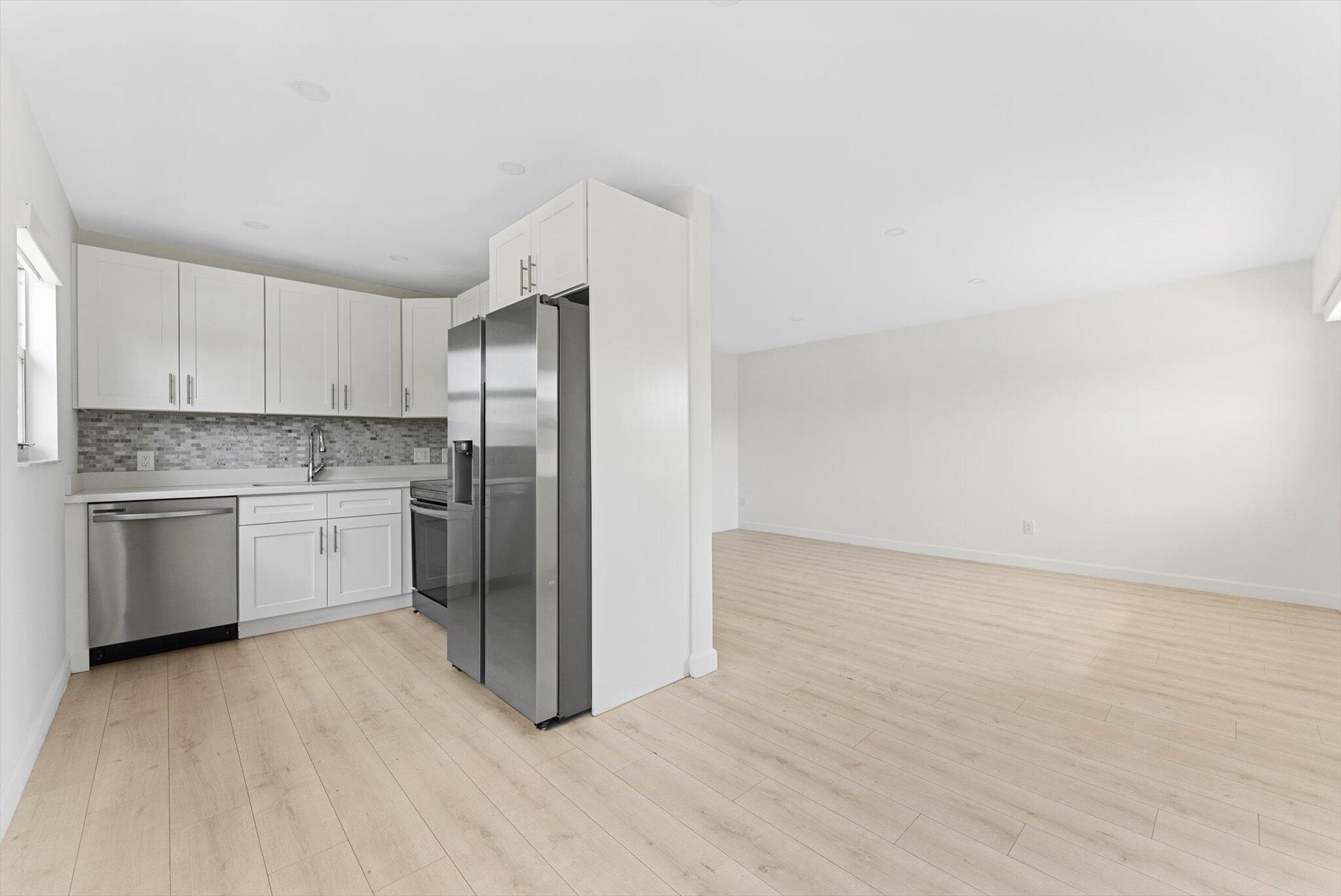 FANSHAW AT CENTURY VILLAG - Residential Lease