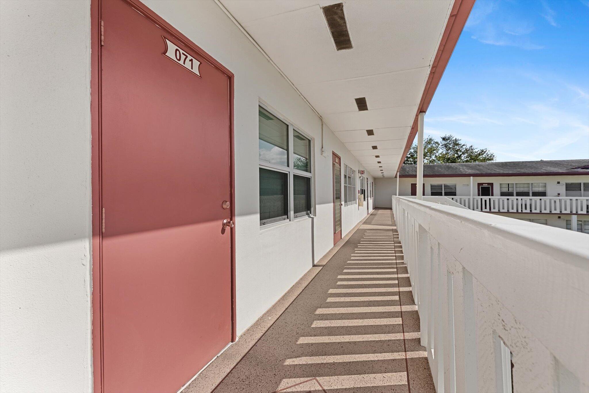 FANSHAW AT CENTURY VILLAG - Residential Lease