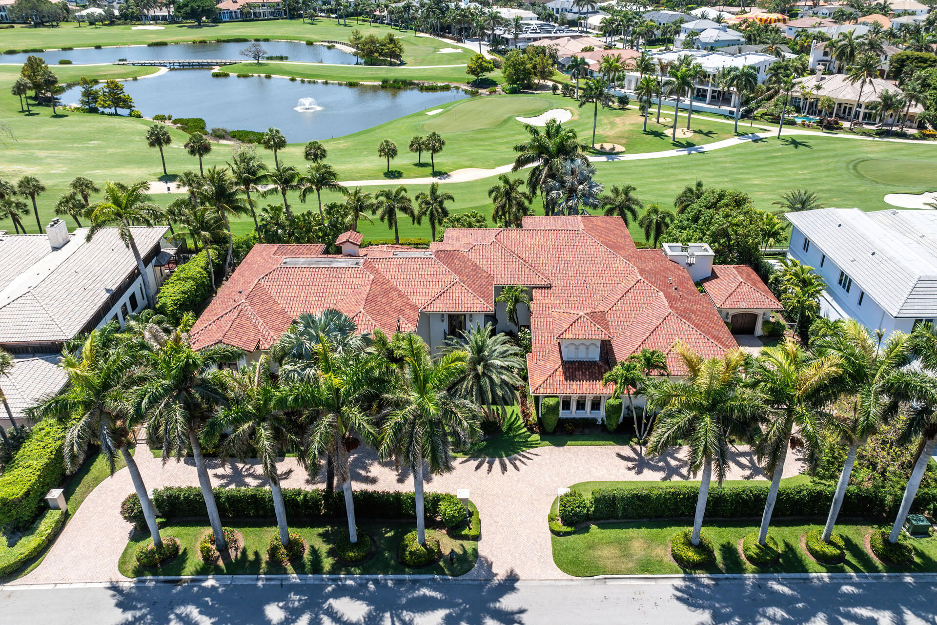 ROYAL PALM YACHT & COUNTRY CLUB - Residential