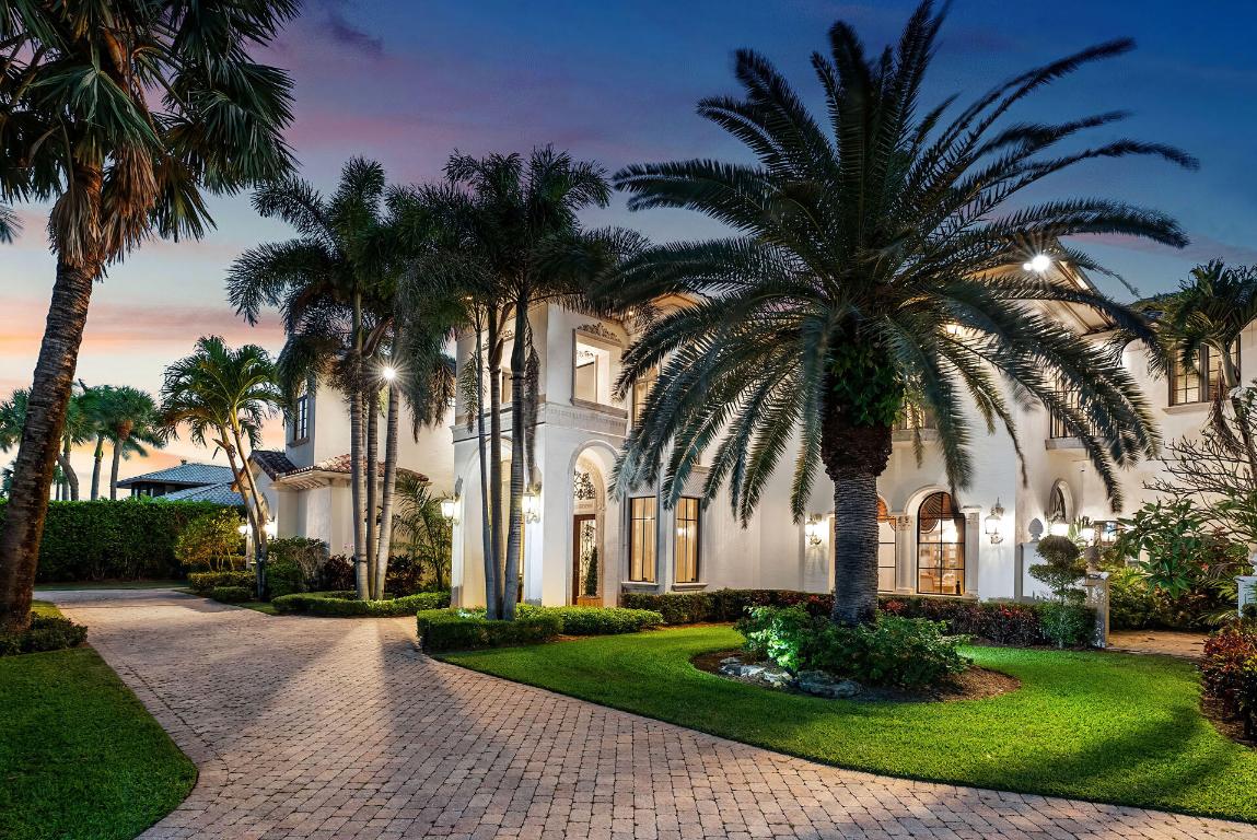 ROYAL PALM YACHT & COUNTRY CLUB - Residential