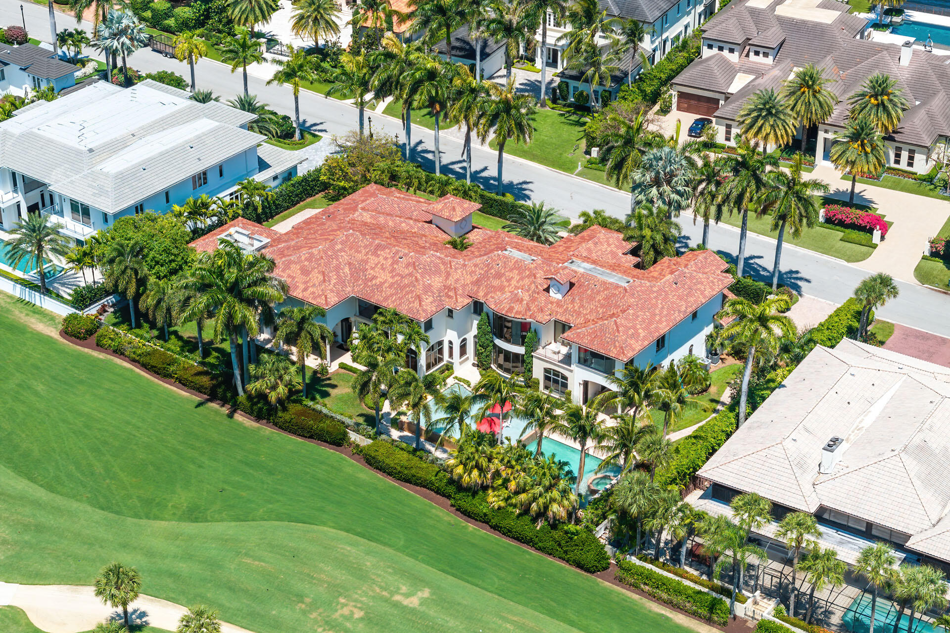 ROYAL PALM YACHT & COUNTRY CLUB - Residential