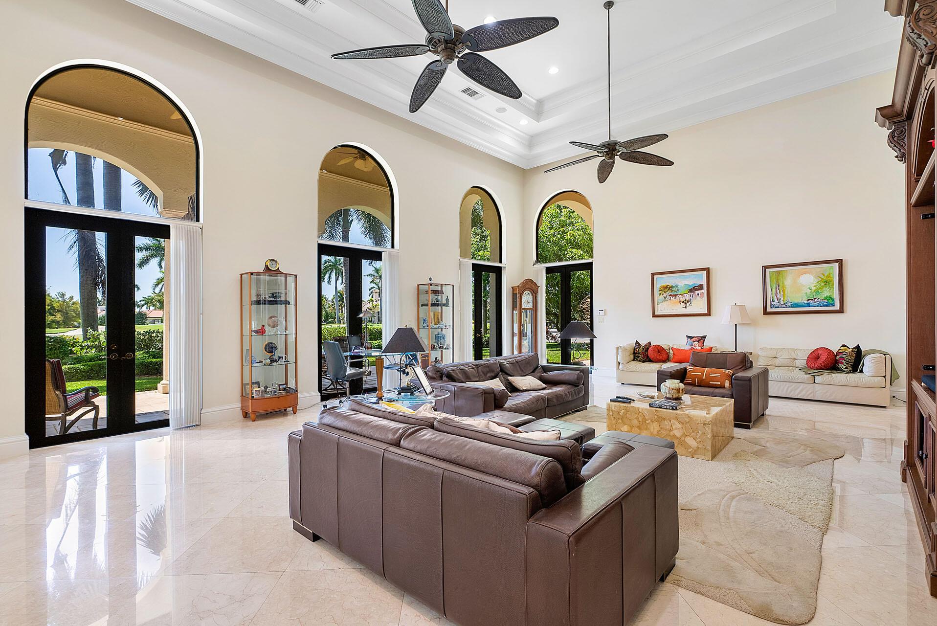 ROYAL PALM YACHT & COUNTR - Residential