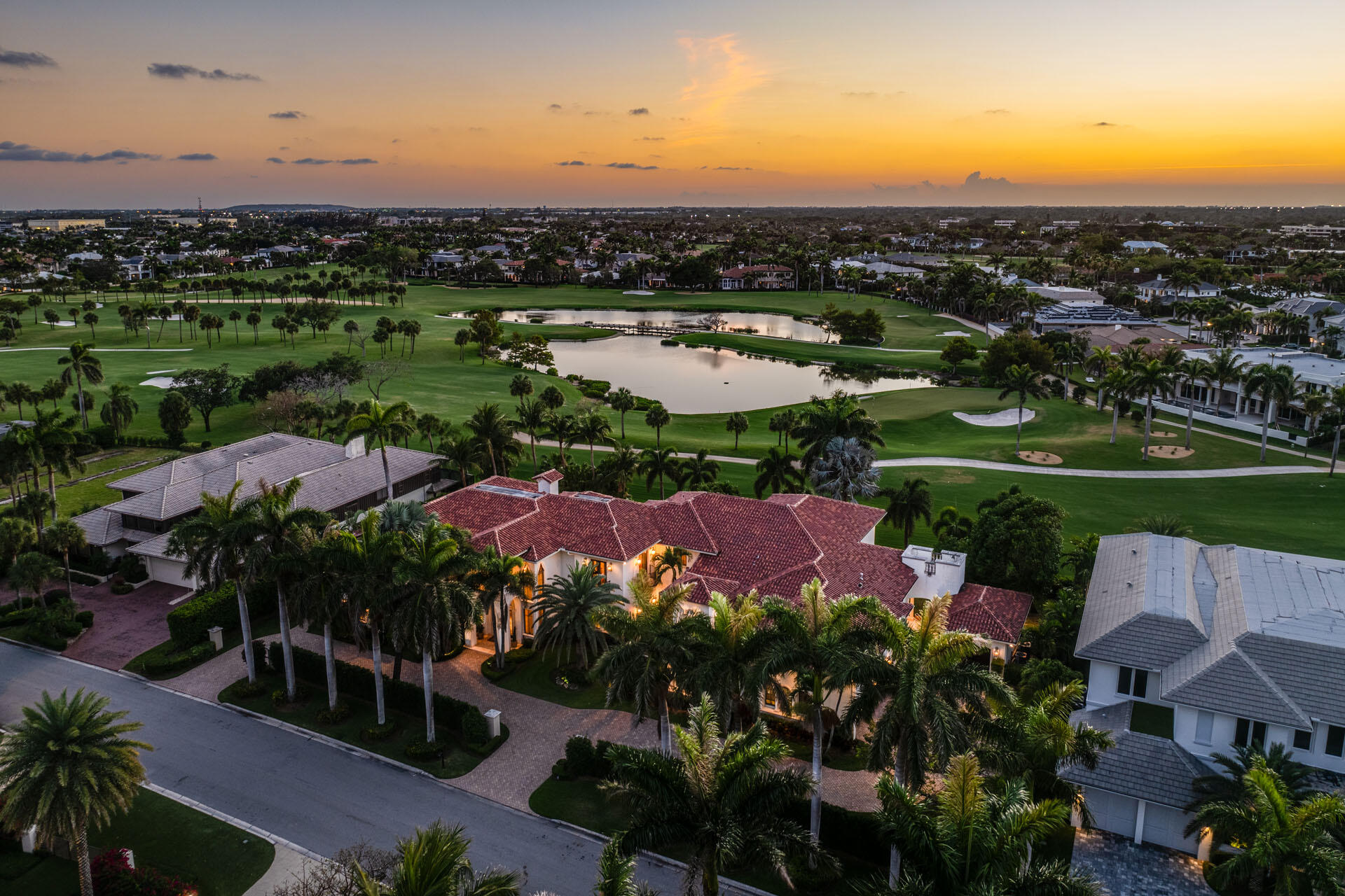 ROYAL PALM YACHT & COUNTRY CLUB - Residential