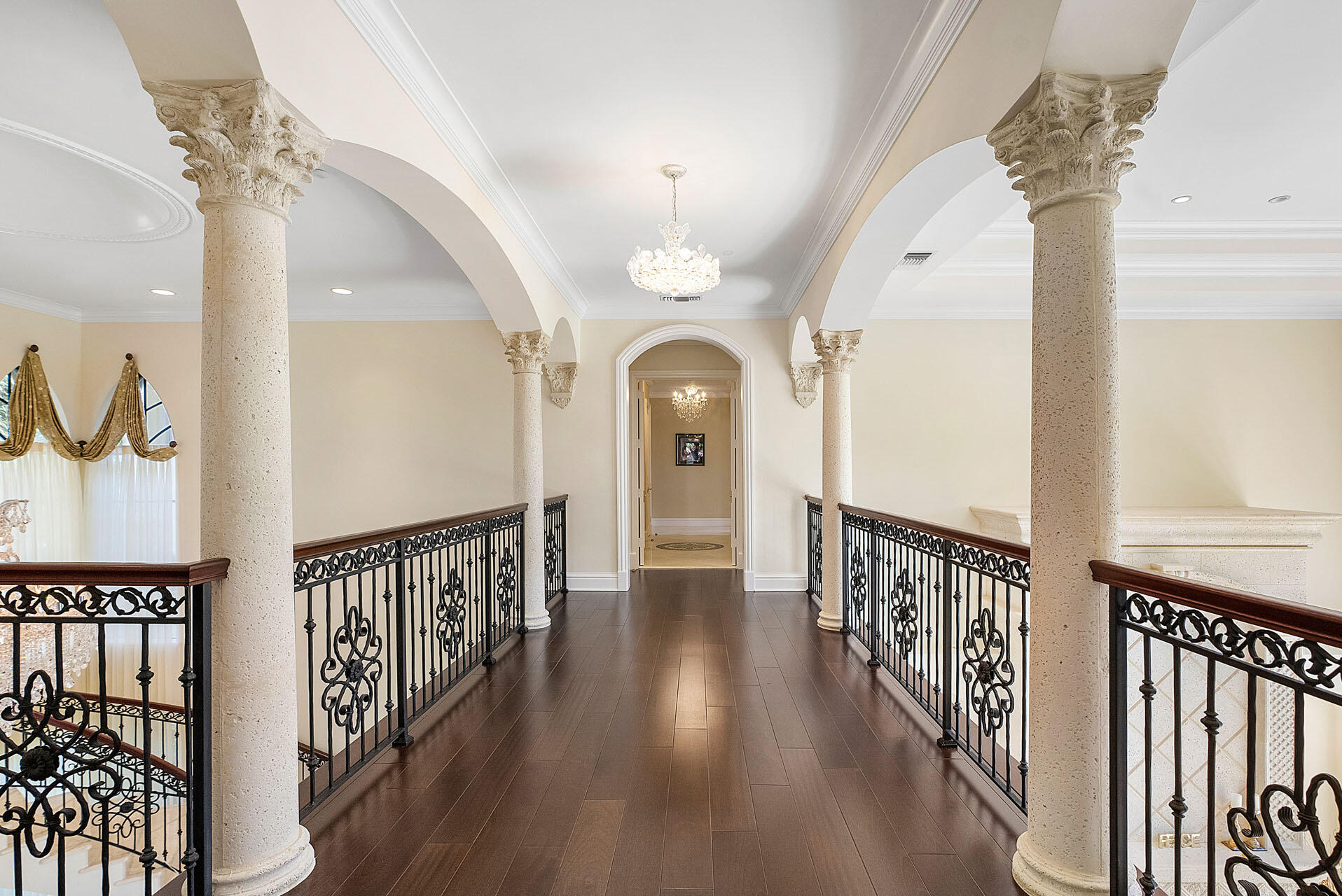 ROYAL PALM YACHT & COUNTRY CLUB - Residential