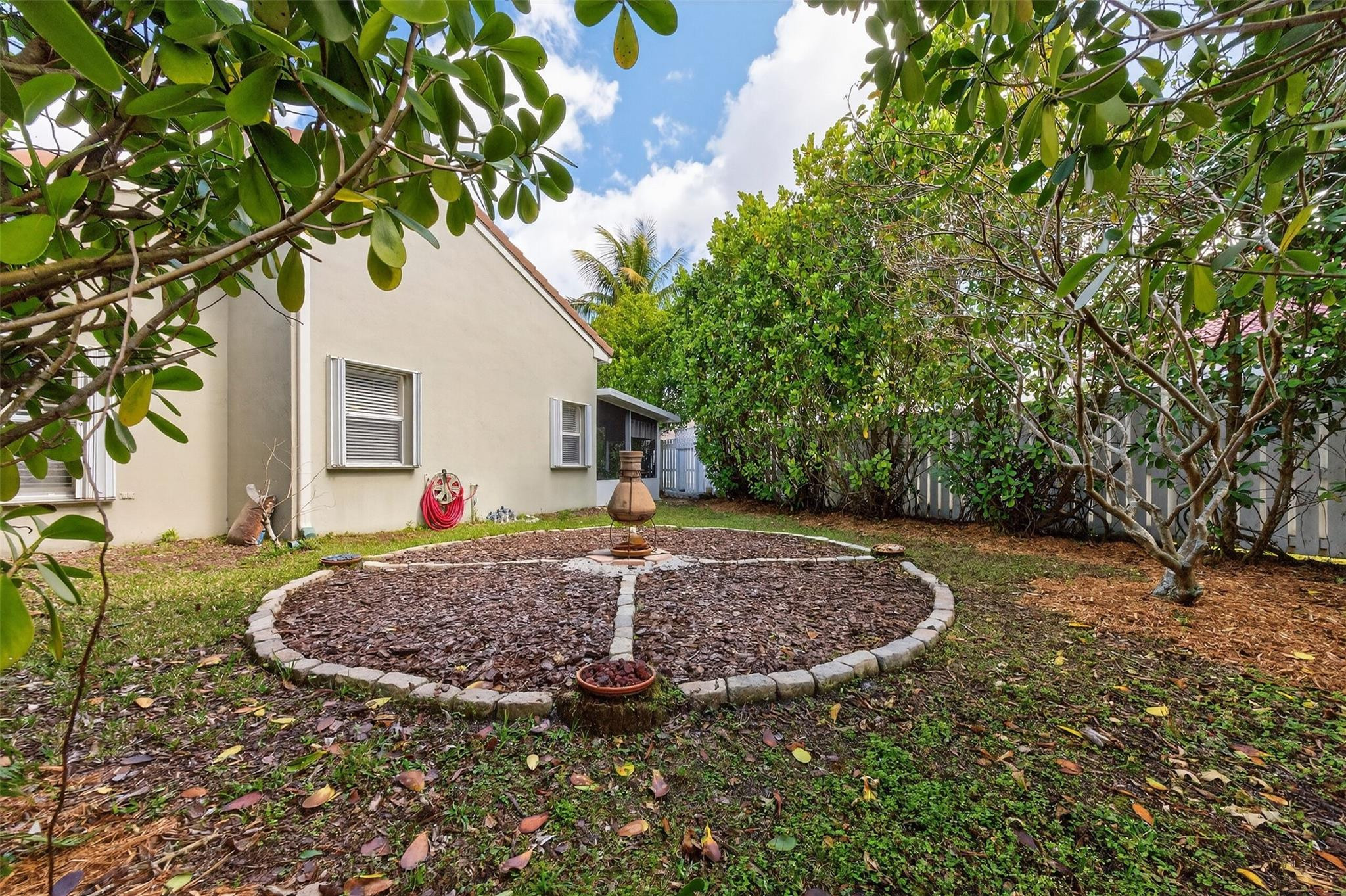 Savannah PUD 4 144-41 B - Residential