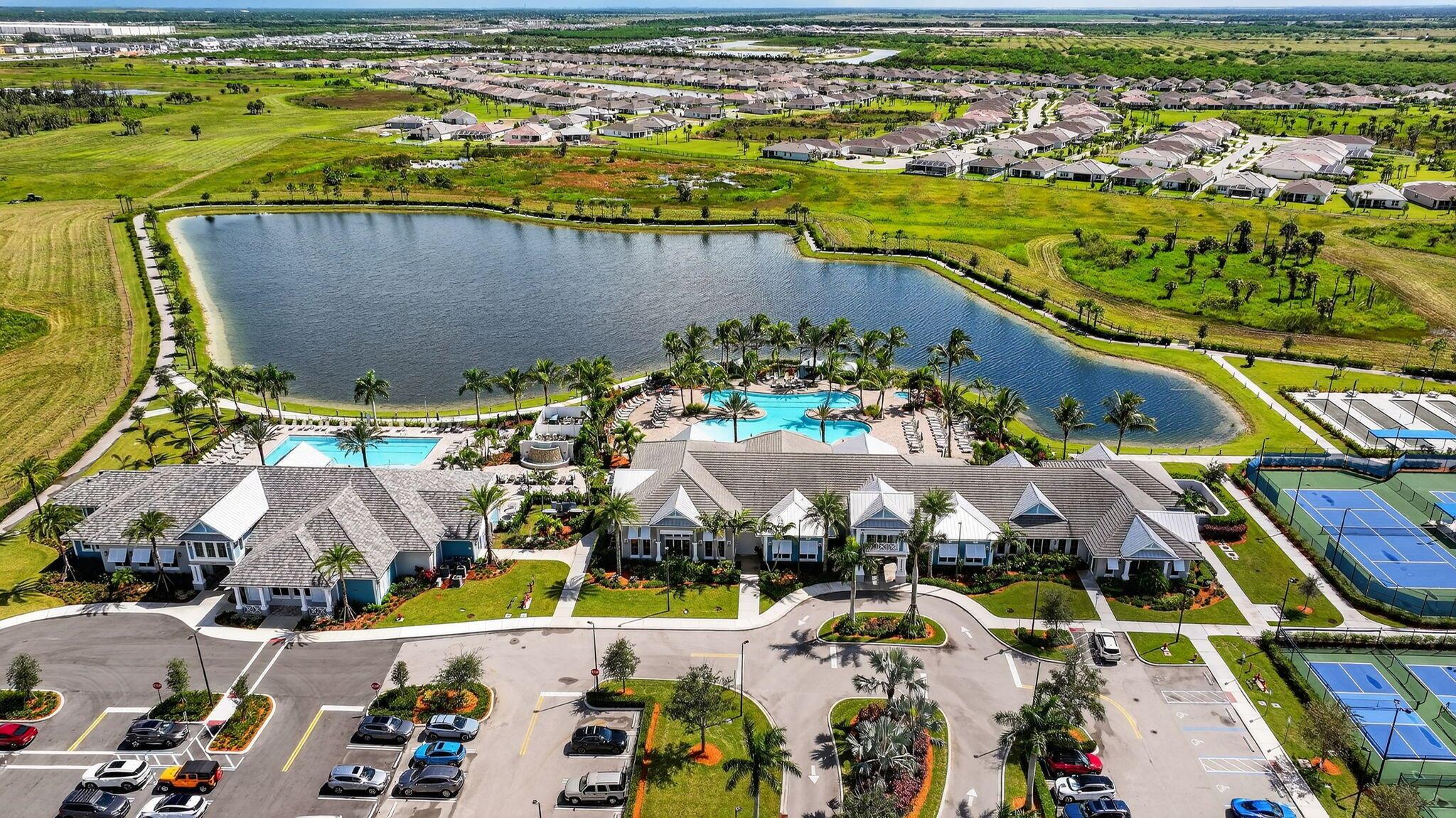 DEL WEBB AT TRADITION PLA - Residential