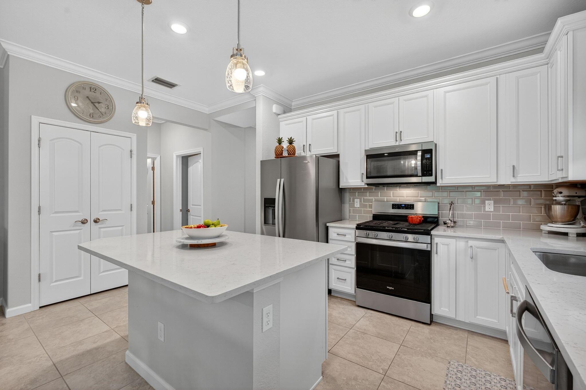 DEL WEBB AT TRADITION PLA - Residential