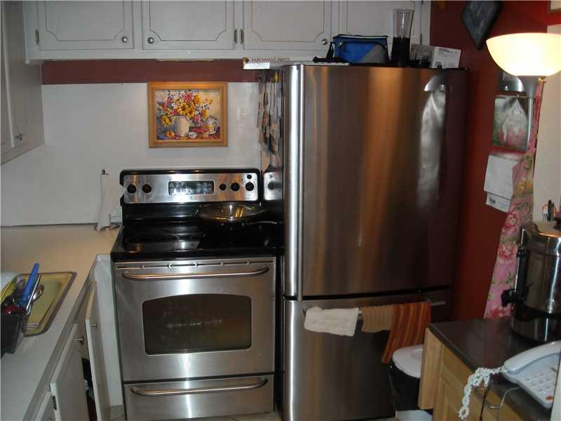 LYNDHURST D CONDO - Residential Lease