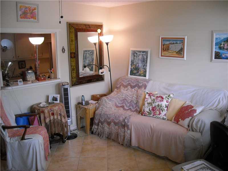 LYNDHURST D CONDO - Residential Lease