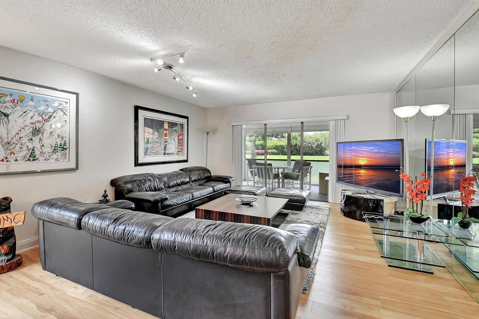 SOUTHPORT AT HUNTERS RUN - Residential Lease